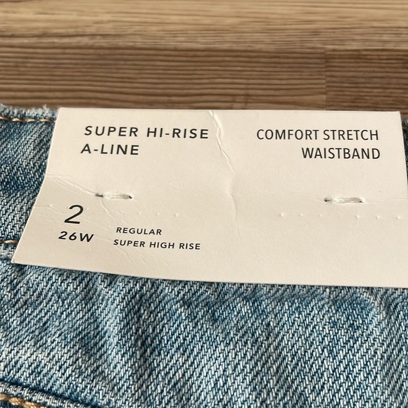 American Eagle Super Hi-rise Jean Mini Skirt Size 2 (26) Rigid denim Raw hem NWT - Picture 5 of 13